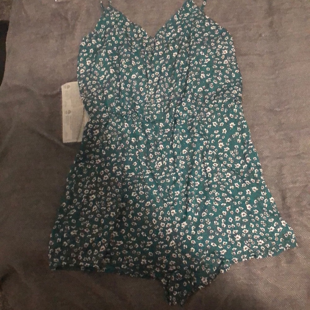 Romper - Picture 3 of 3